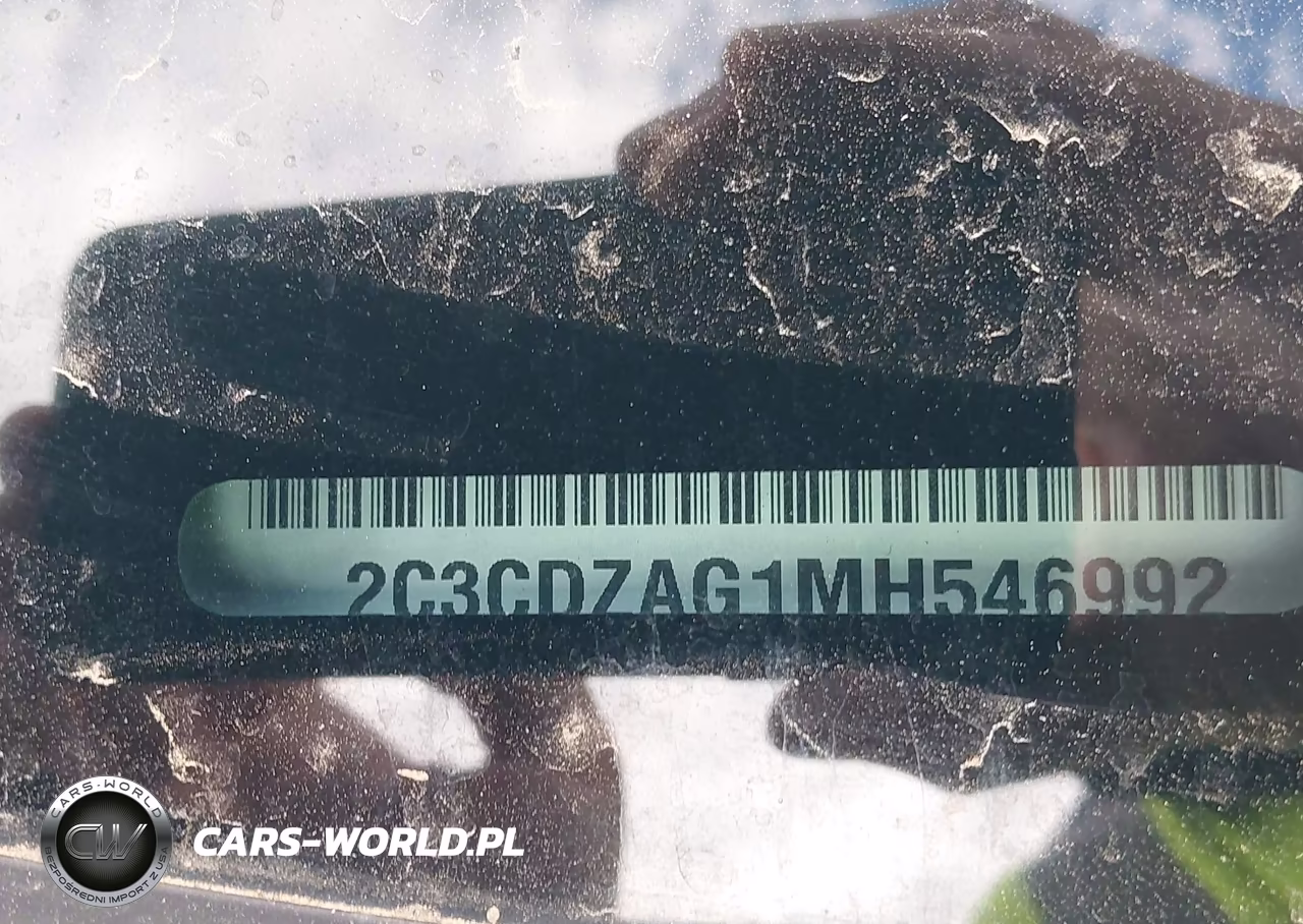 2021 Dodge Challenger Sxt VIN:2C3CDZAG1MH546992 - 9