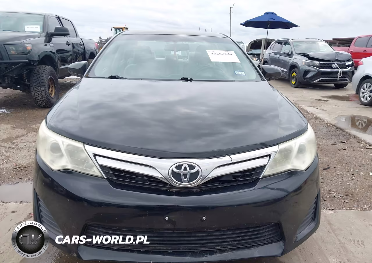 2014 Toyota Camry Hybrid Le VIN:4T1BD1FK2EU108255 - 12