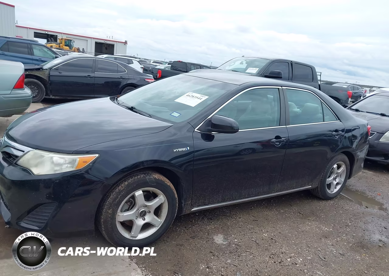2014 Toyota Camry Hybrid Le VIN:4T1BD1FK2EU108255 - 14