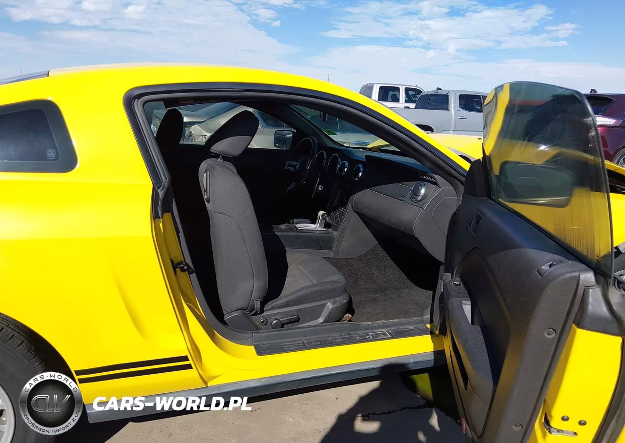 2005 Ford Mustang V6 Deluxe-V6 Premium VIN:1ZVFT80N855220554 - 5