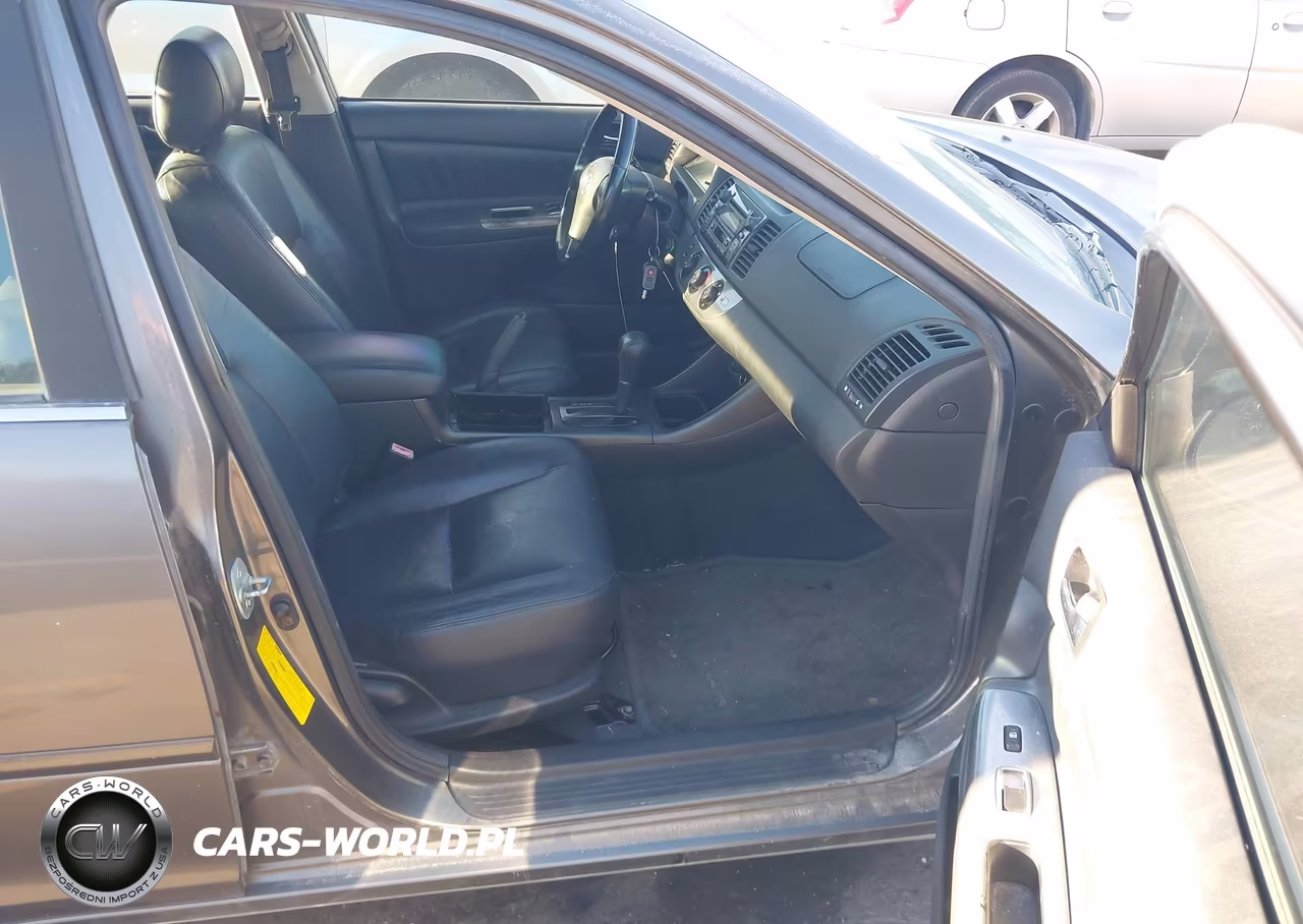 2003 Toyota Camry Se V6 VIN:JTDBF30KX30112920 - 5