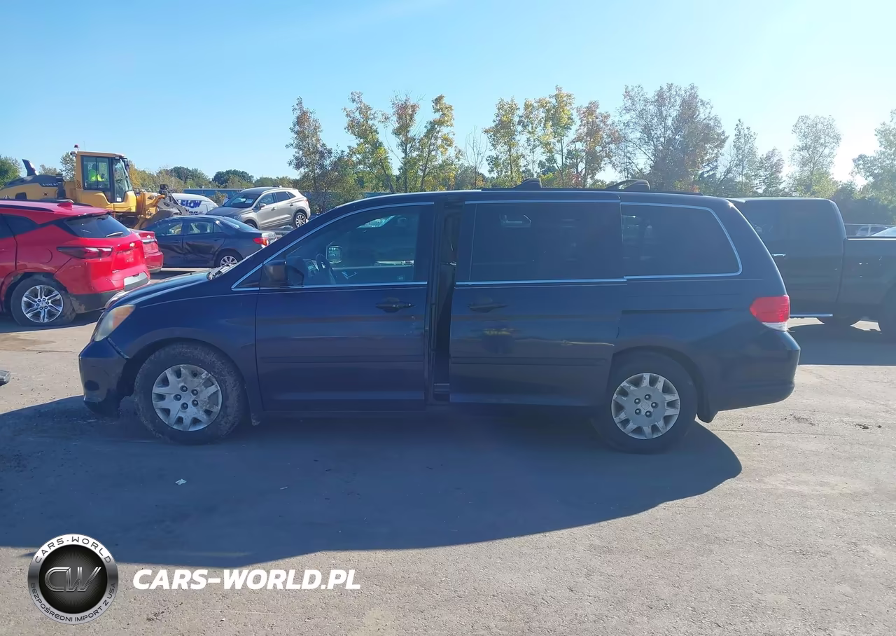 2008 Honda Odyssey Lx VIN:5FNRL382X8B021764 - 15