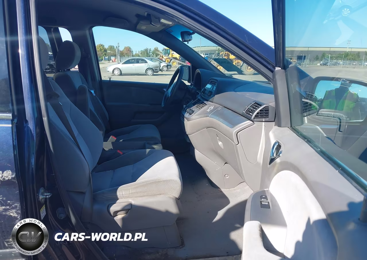 2008 Honda Odyssey Lx VIN:5FNRL382X8B021764 - 5