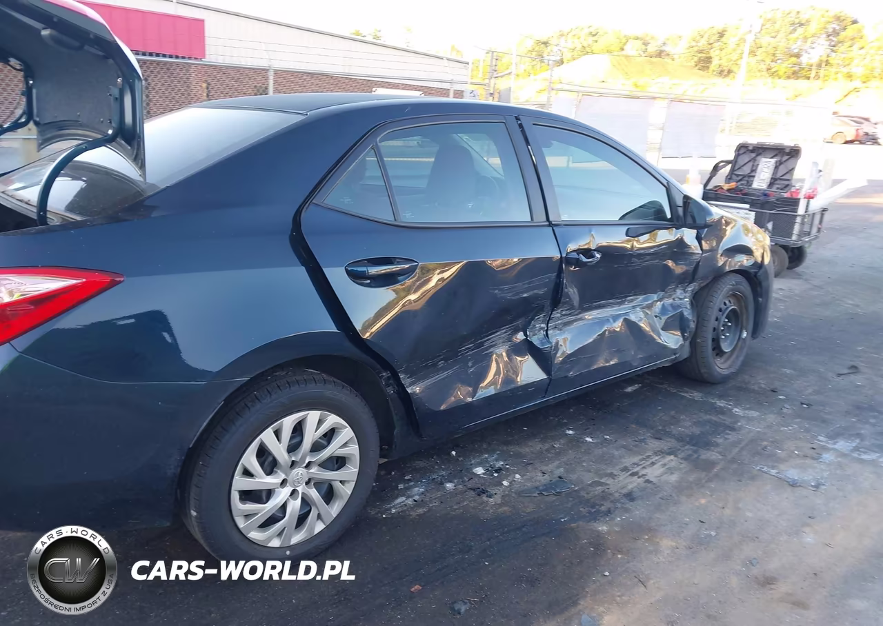 2017 Toyota Corolla Le VIN:2T1BURHE7HC953369 - 6