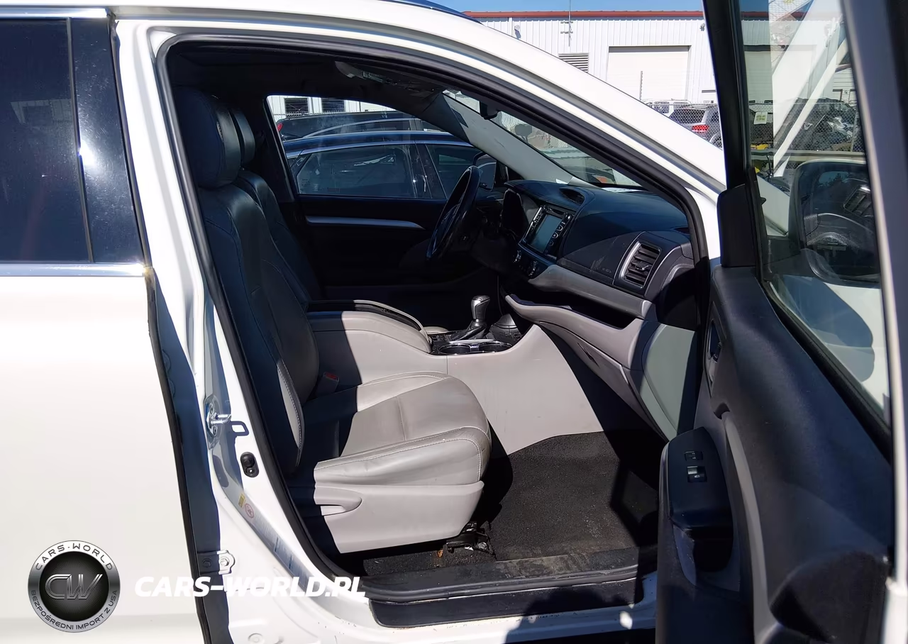 2016 Toyota Highlander Xle V6 VIN:5TDJKRFH2GS325725 - 5