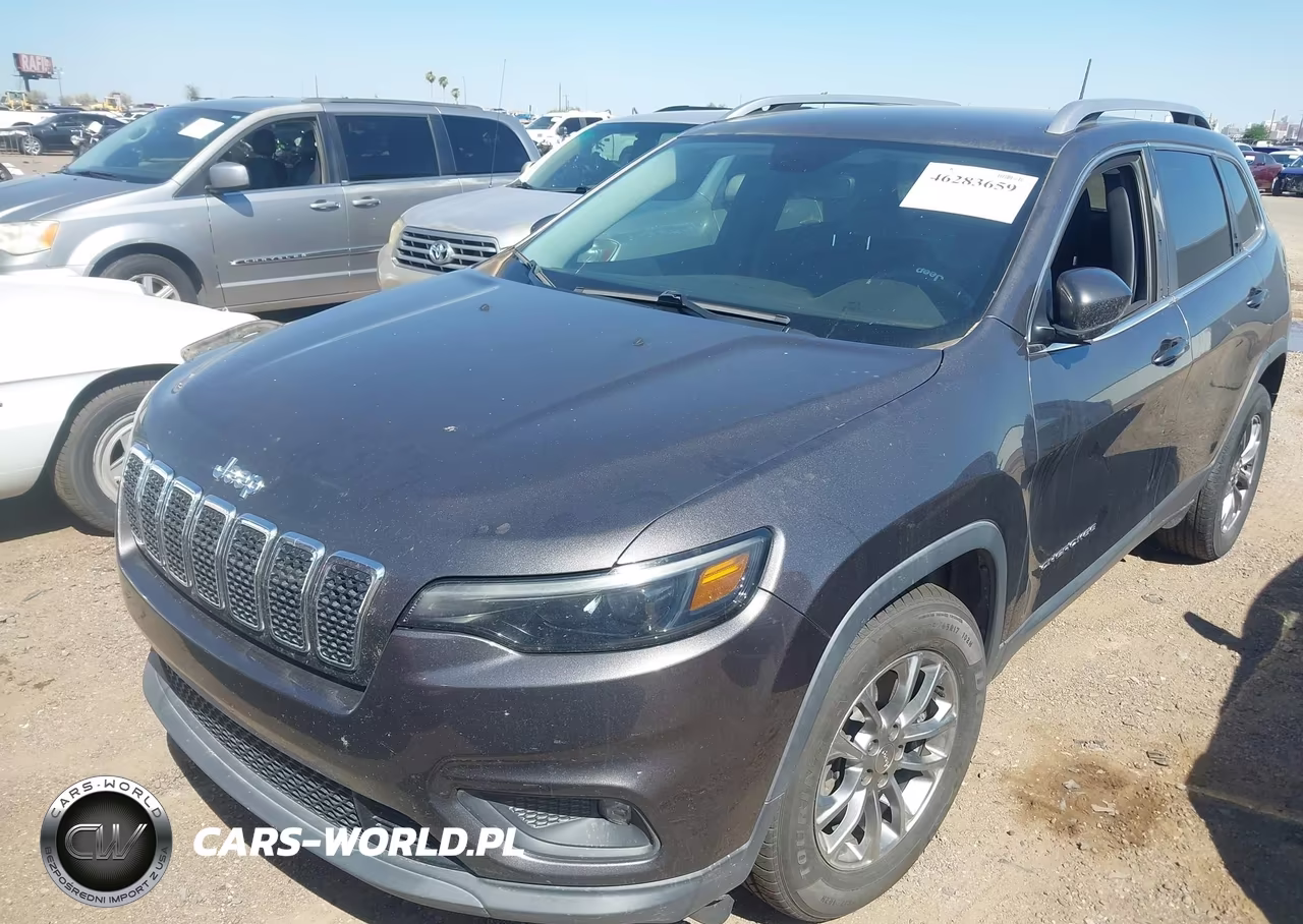 2019 Jeep Cherokee Latitude Plus Fwd VIN:1C4PJLLN3KD119497 - 2