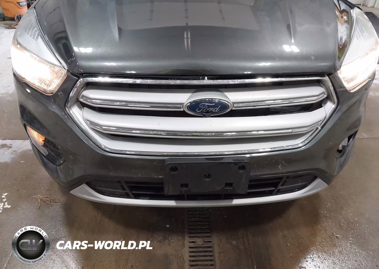 2018 Ford Escape Se VIN:1FMCU9GD4JUA85753 - 17