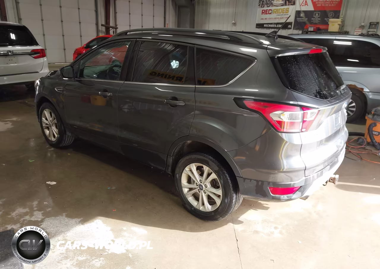 2018 Ford Escape Se VIN:1FMCU9GD4JUA85753 - 3