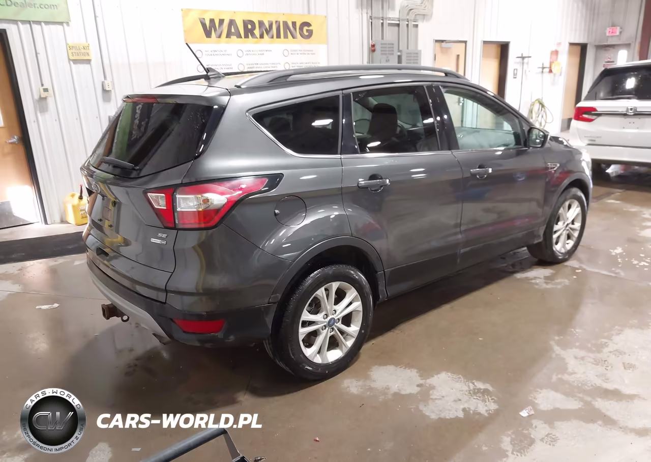 2018 Ford Escape Se VIN:1FMCU9GD4JUA85753 - 4