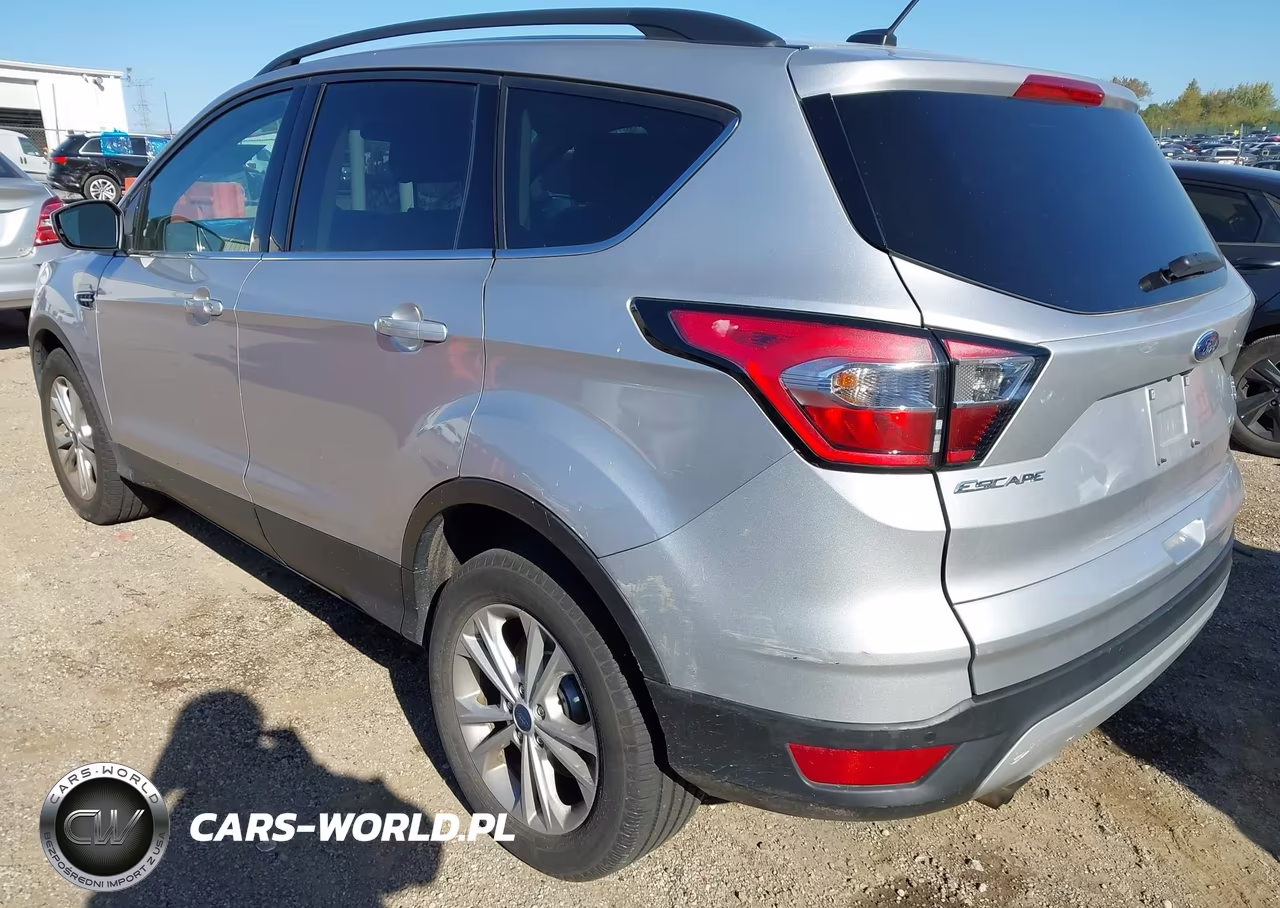 2017 Ford Escape Se VIN:1FMCU9GD5HUE93141 - 3