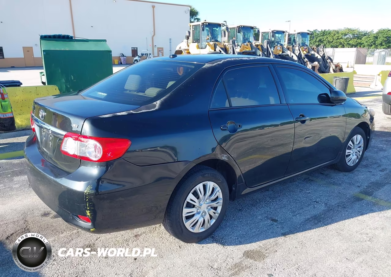 2011 Toyota Corolla Le VIN:2T1BU4EE7BC741909 - 4