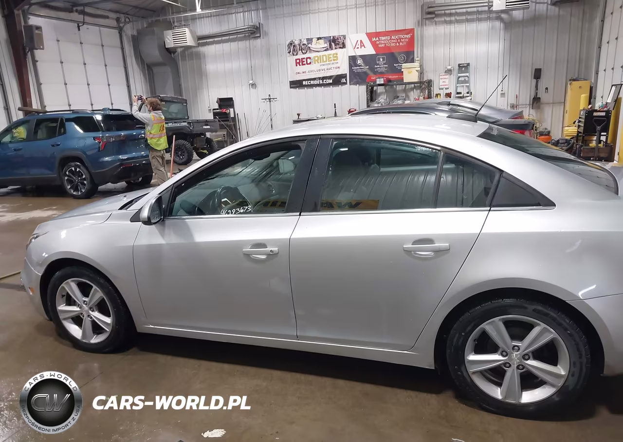 2015 Chevrolet Cruze 2Lt Auto VIN:1G1PE5SB6F7187829 - 15