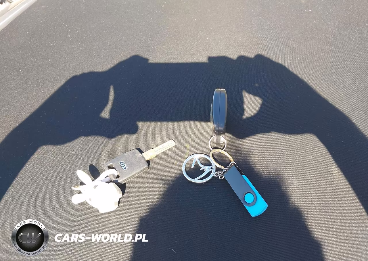 2001 Audi Tt 225 Hp W-Esp (M6) VIN:TRUUT28N011001865 - 11