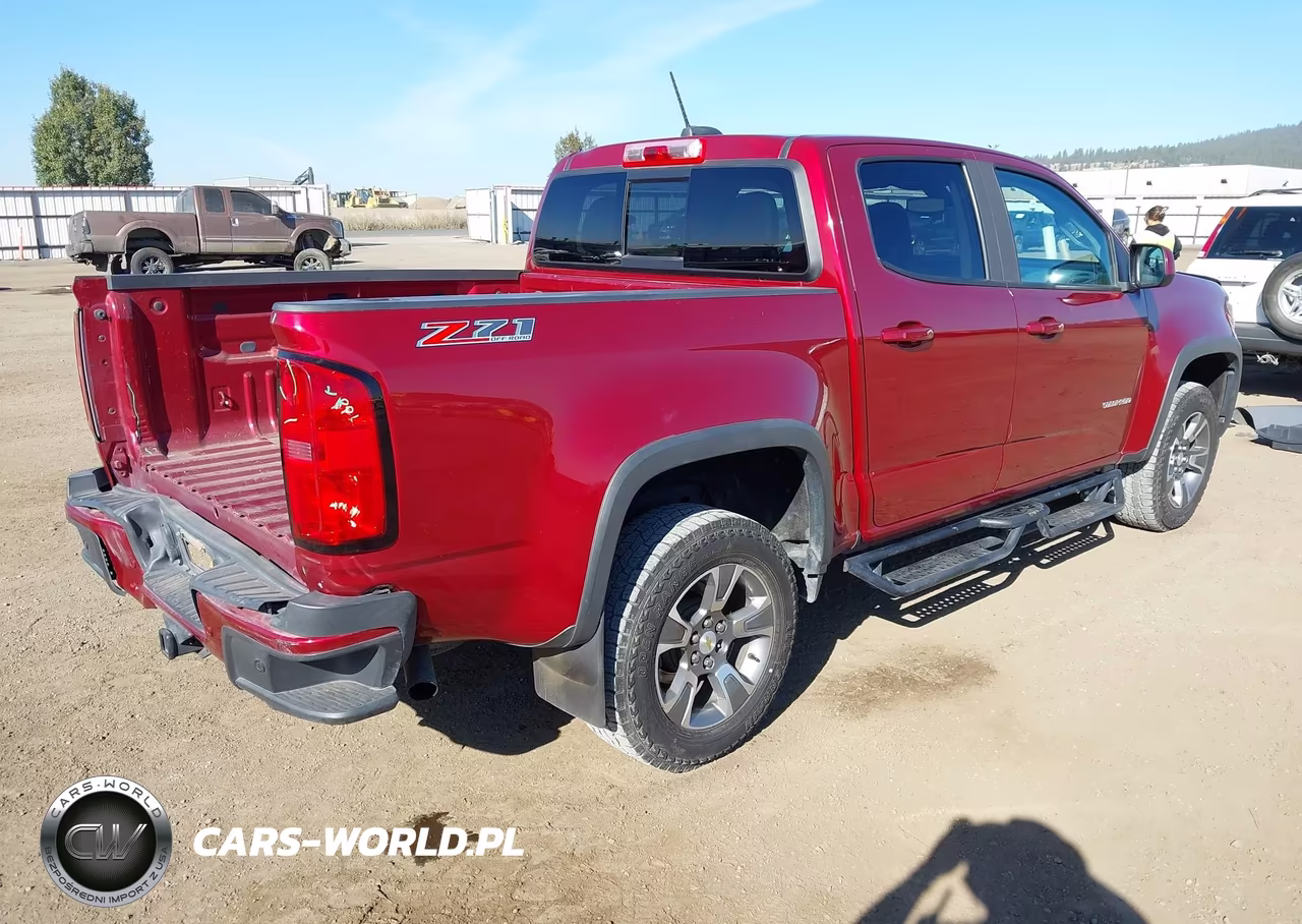 2019 Chevrolet Colorado Z71 VIN:1GCGTDEN9K1348345 - 4