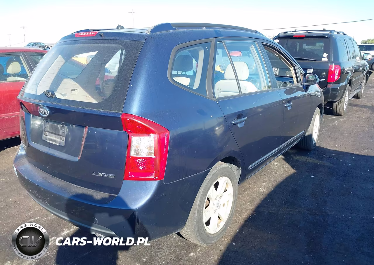 2007 Kia Rondo Lx V6 VIN:KNAFG526177120585 - 4