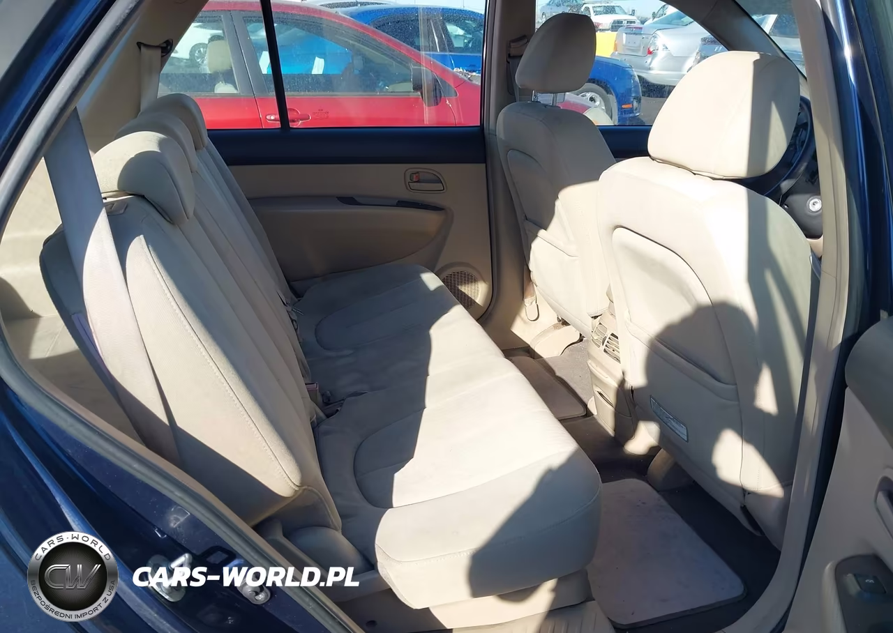 2007 Kia Rondo Lx V6 VIN:KNAFG526177120585 - 8