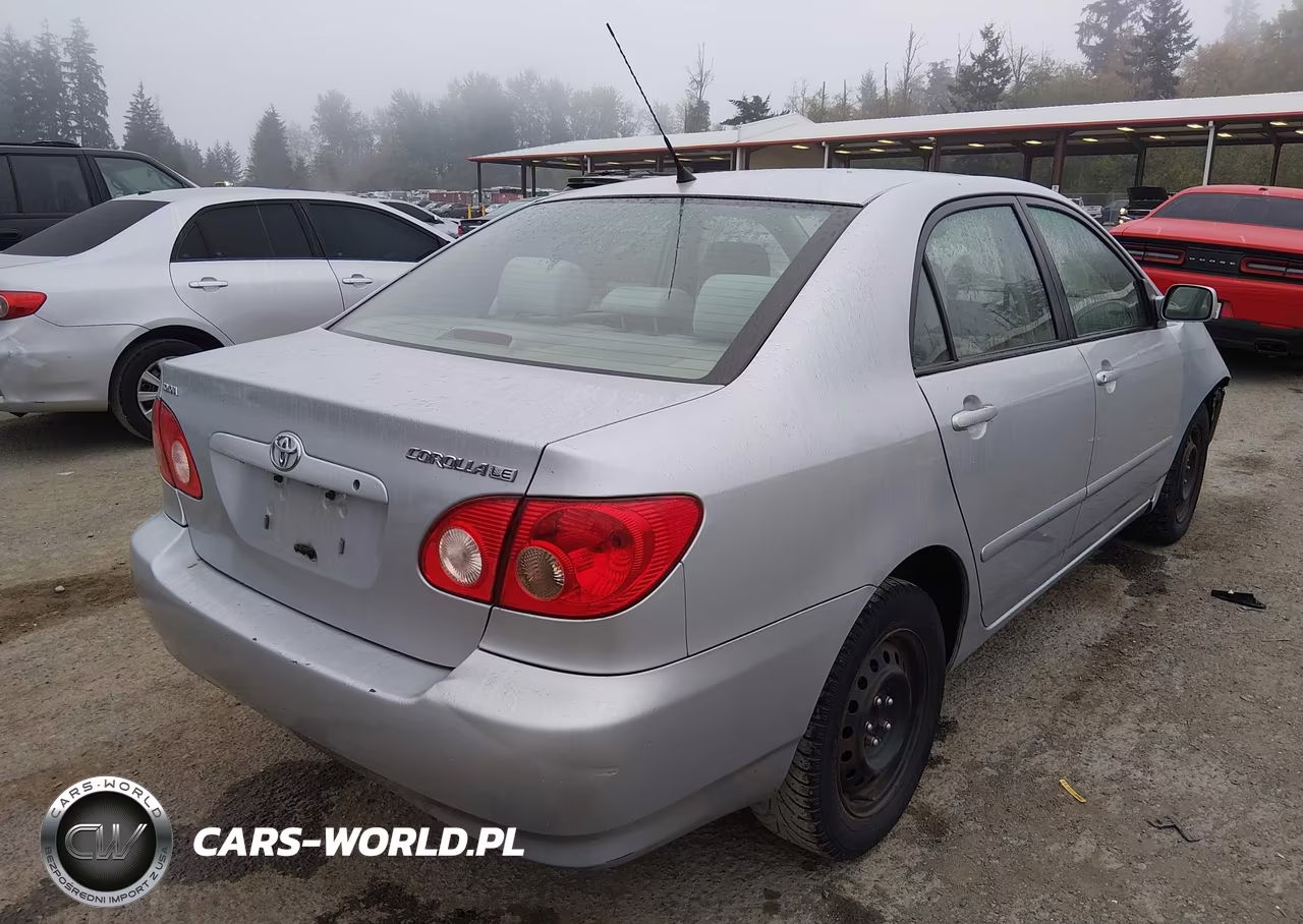 2007 Toyota Corolla Le VIN:1NXBR32E07Z881810 - 4