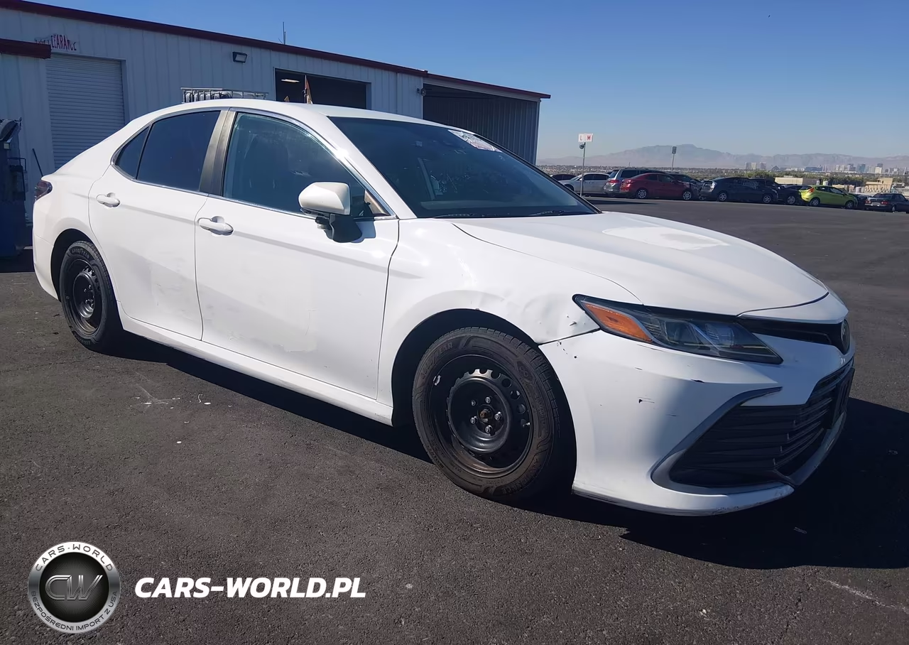 2023 Toyota Camry Le Hybrid