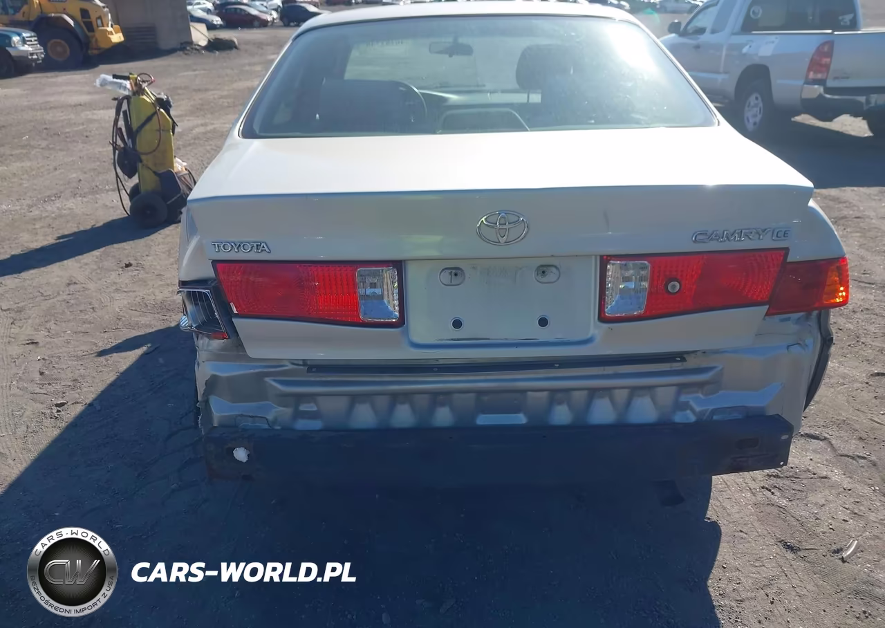 2000 Toyota Camry Ce VIN:4T1BG22K3YU010634 - 12