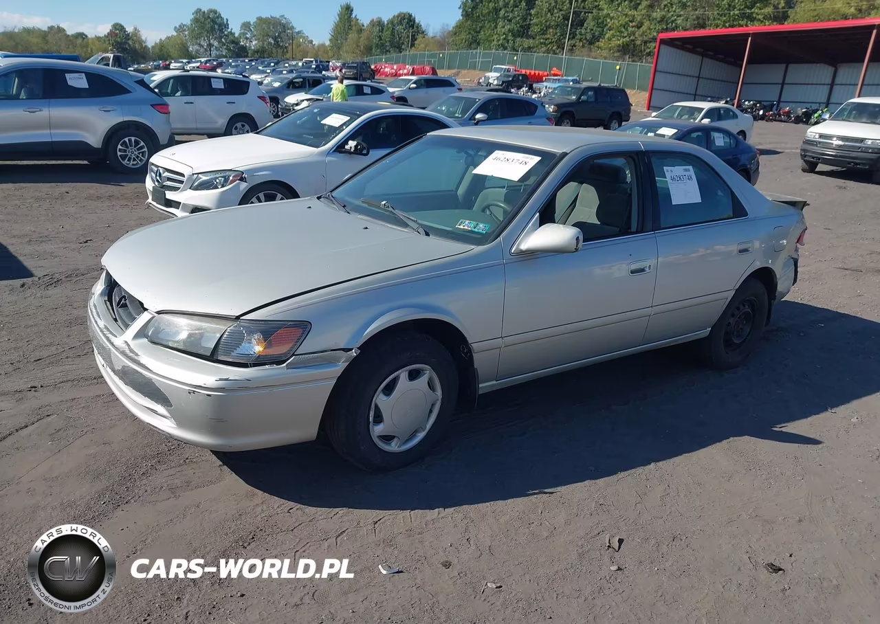 2000 Toyota Camry Ce VIN:4T1BG22K3YU010634 - 2