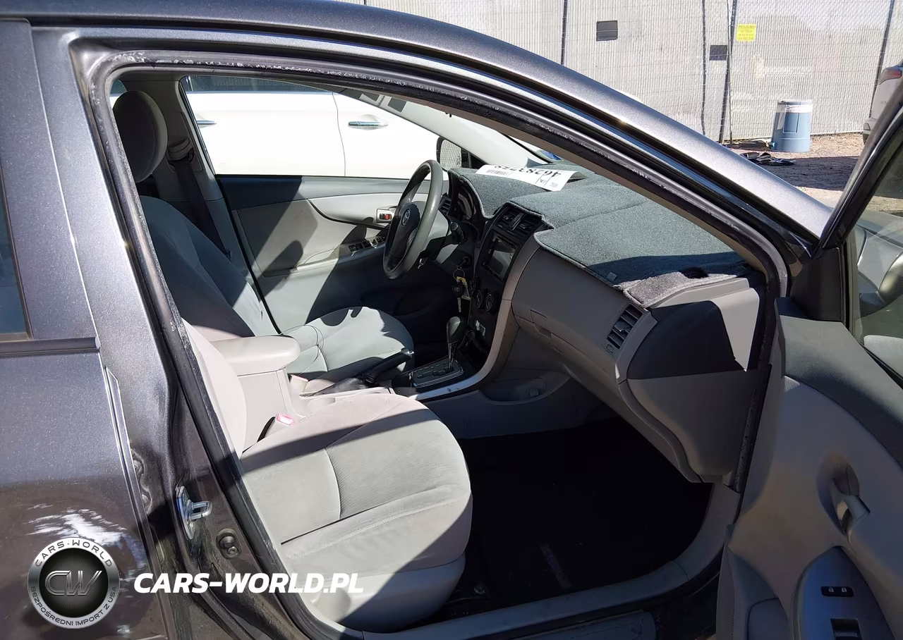 2010 Toyota Corolla Le VIN:JTDBU4EE2AJ085377 - 5