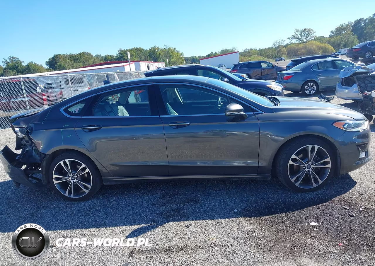 2020 Ford Fusion Titanium VIN:3FA6P0D94LR203028 - 13