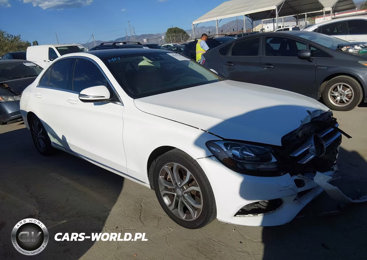 2016 Mercedes-Benz C 300