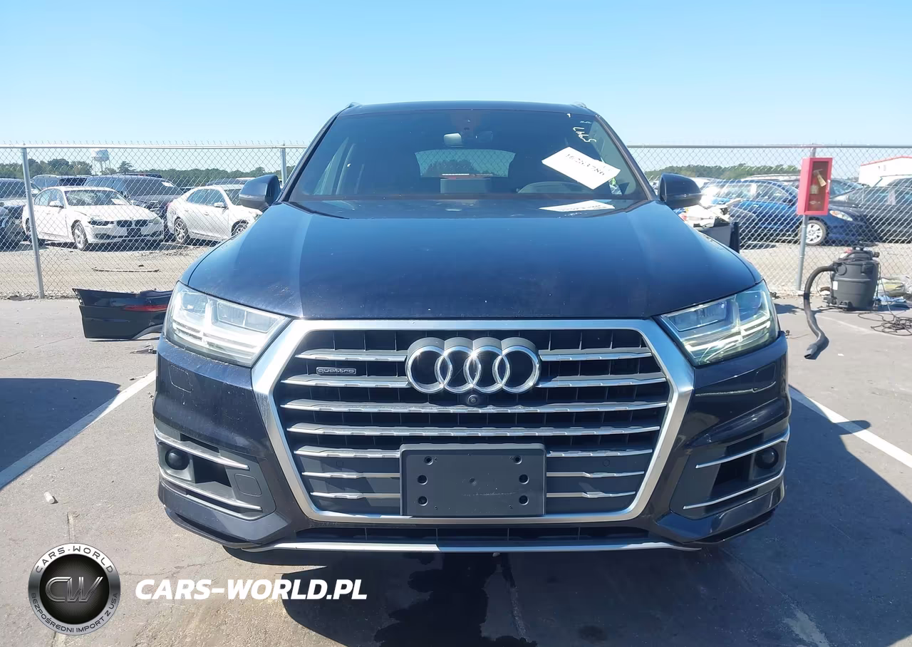 2017 Audi Q7 3.0T Premium VIN:WA1VAAF77HD022458 - 13