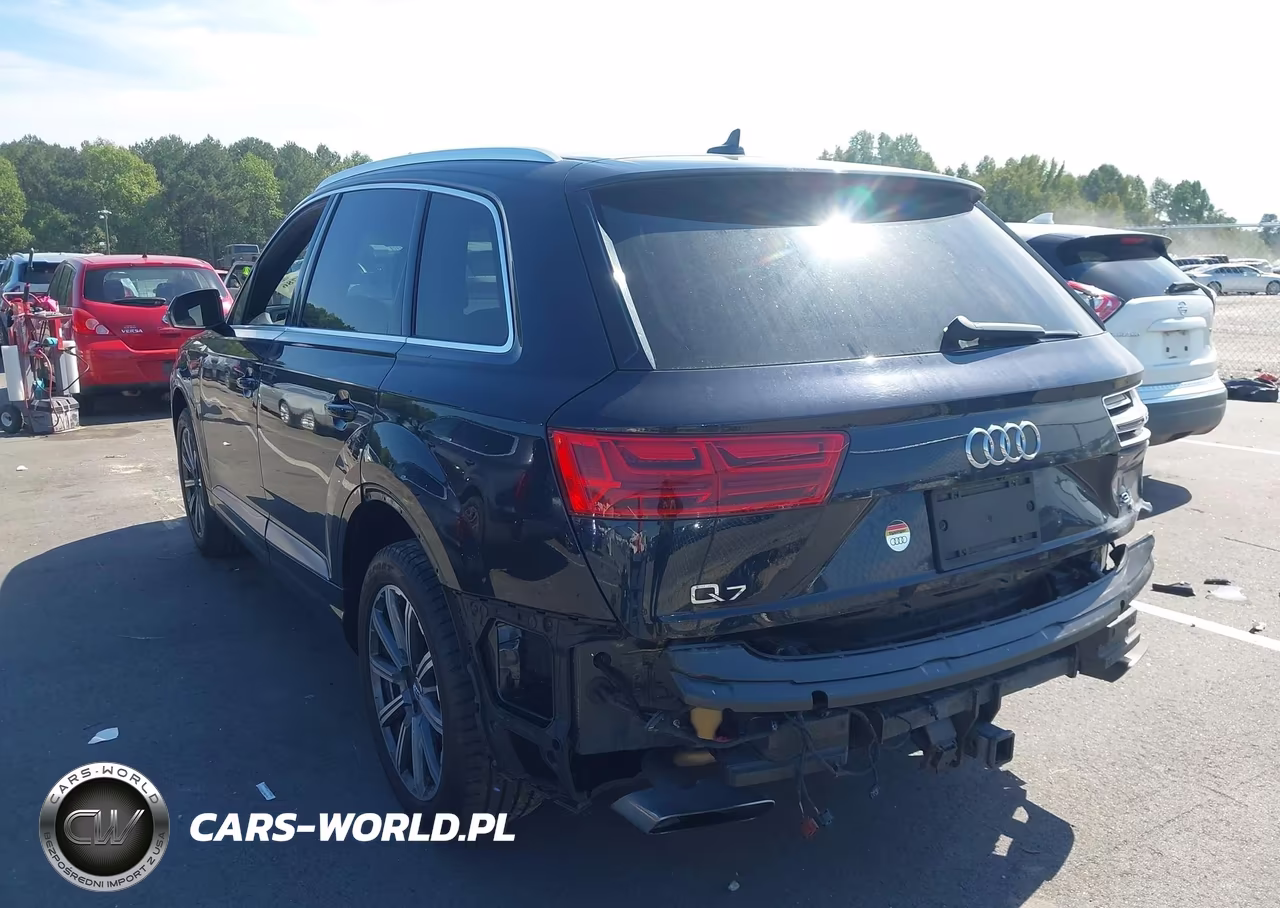 2017 Audi Q7 3.0T Premium VIN:WA1VAAF77HD022458 - 3