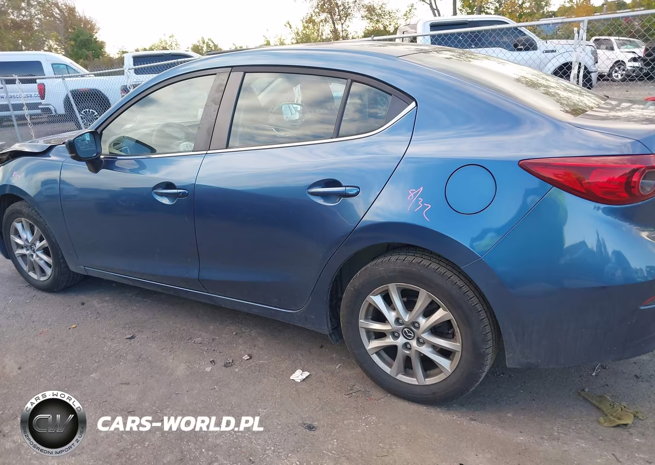 2018 Mazda Mazda3 Sport VIN:3MZBN1U74JM189187 - 14