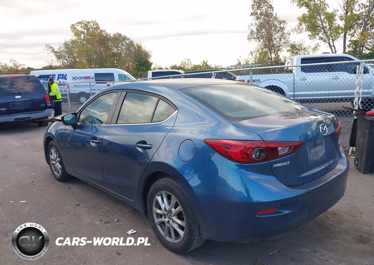 2018 Mazda Mazda3 Sport VIN:3MZBN1U74JM189187 - 3