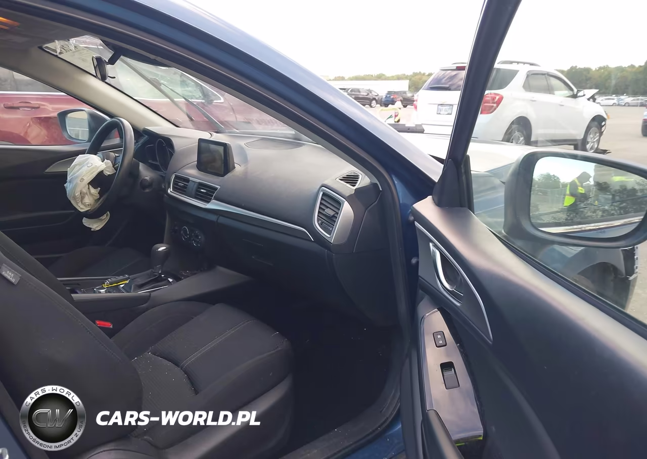 2018 Mazda Mazda3 Sport VIN:3MZBN1U74JM189187 - 5