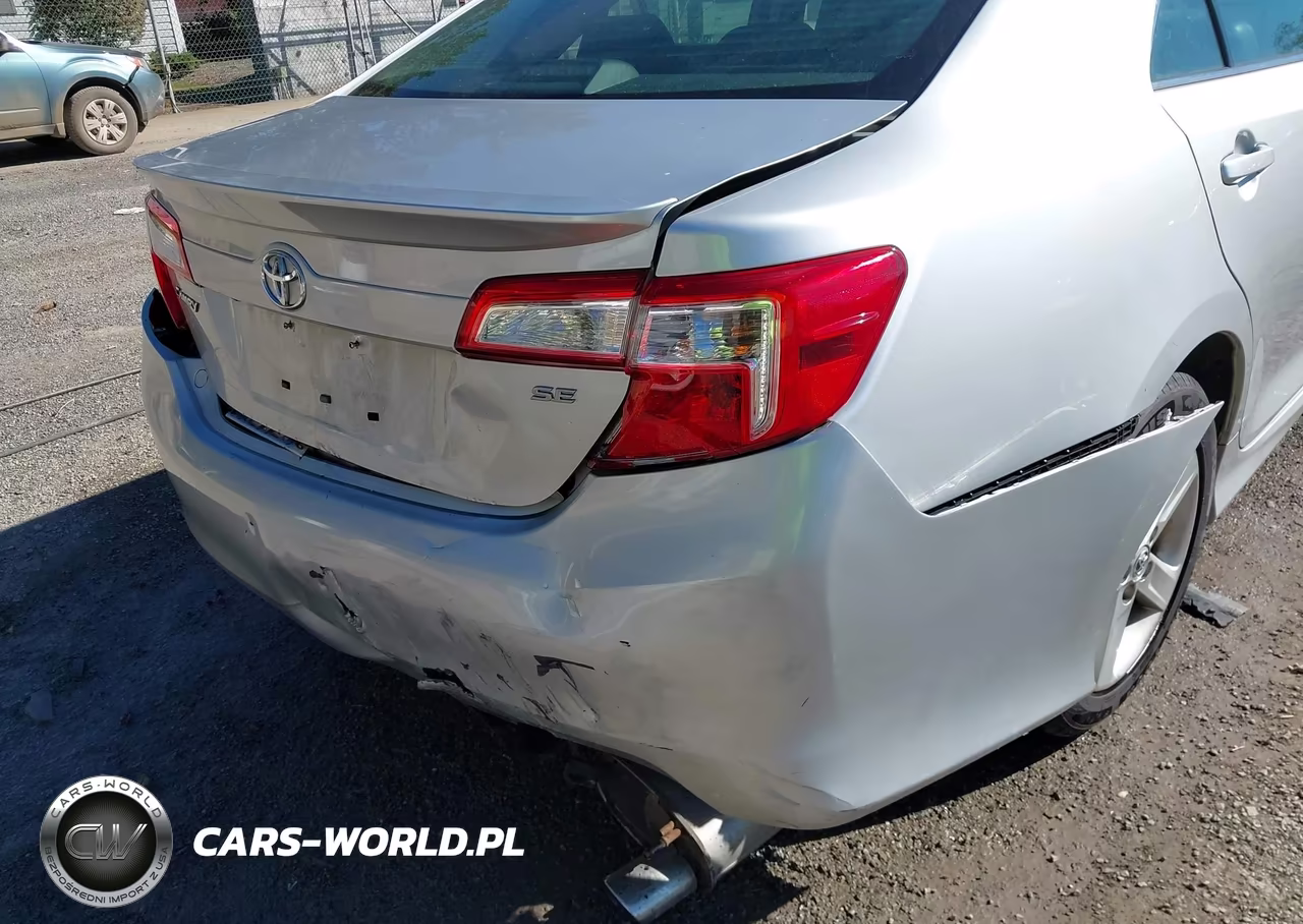 2014 Toyota Camry Se VIN:4T1BF1FK4EU790761 - 17