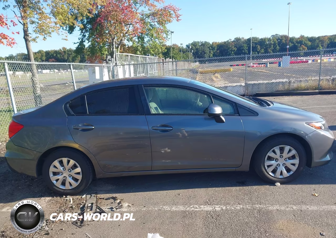 2012 Honda Civic Lx VIN:19XFB2F58CE328930 - 13