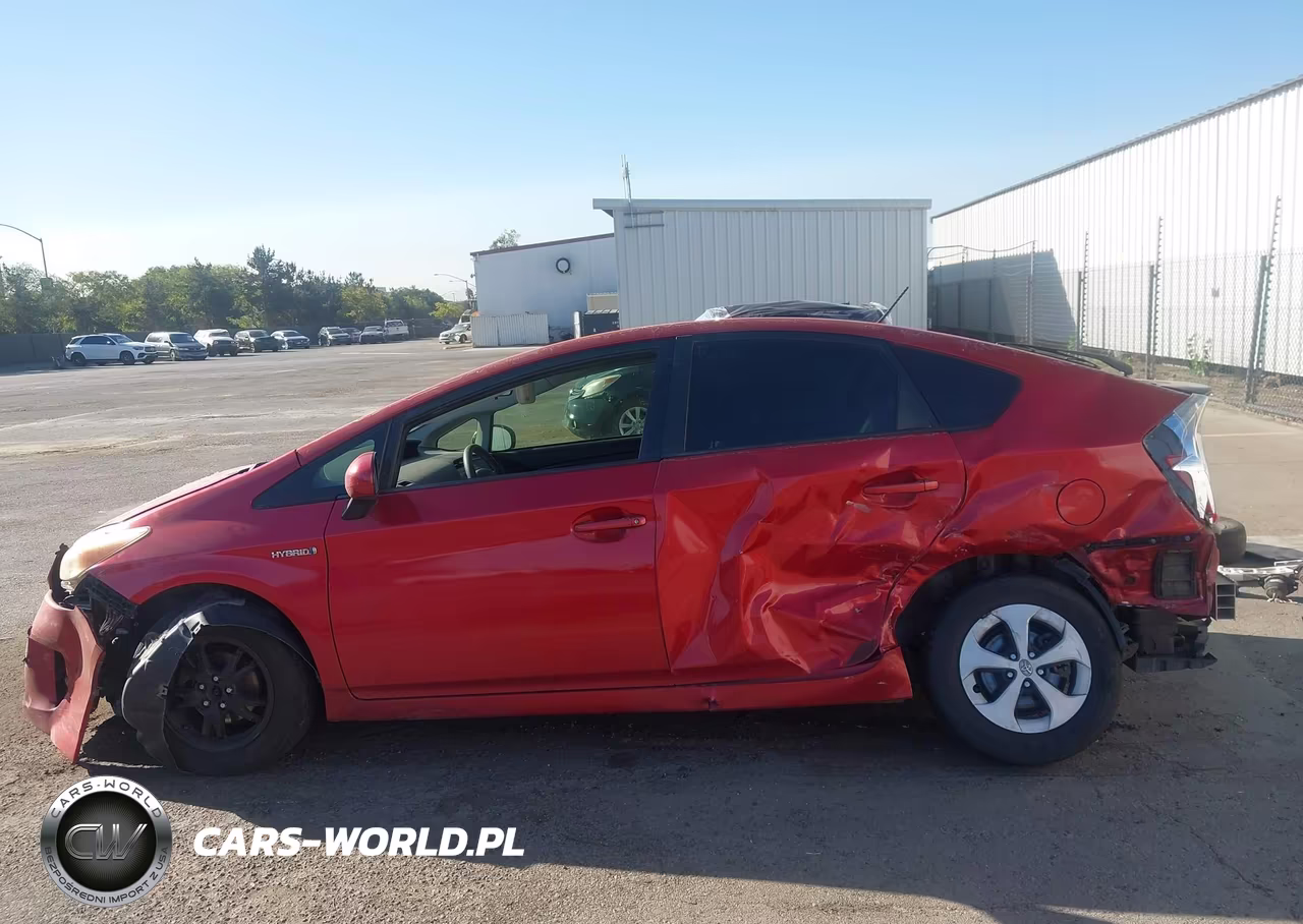 2013 Toyota Prius Two VIN:JTDKN3DU6D5540566 - 15