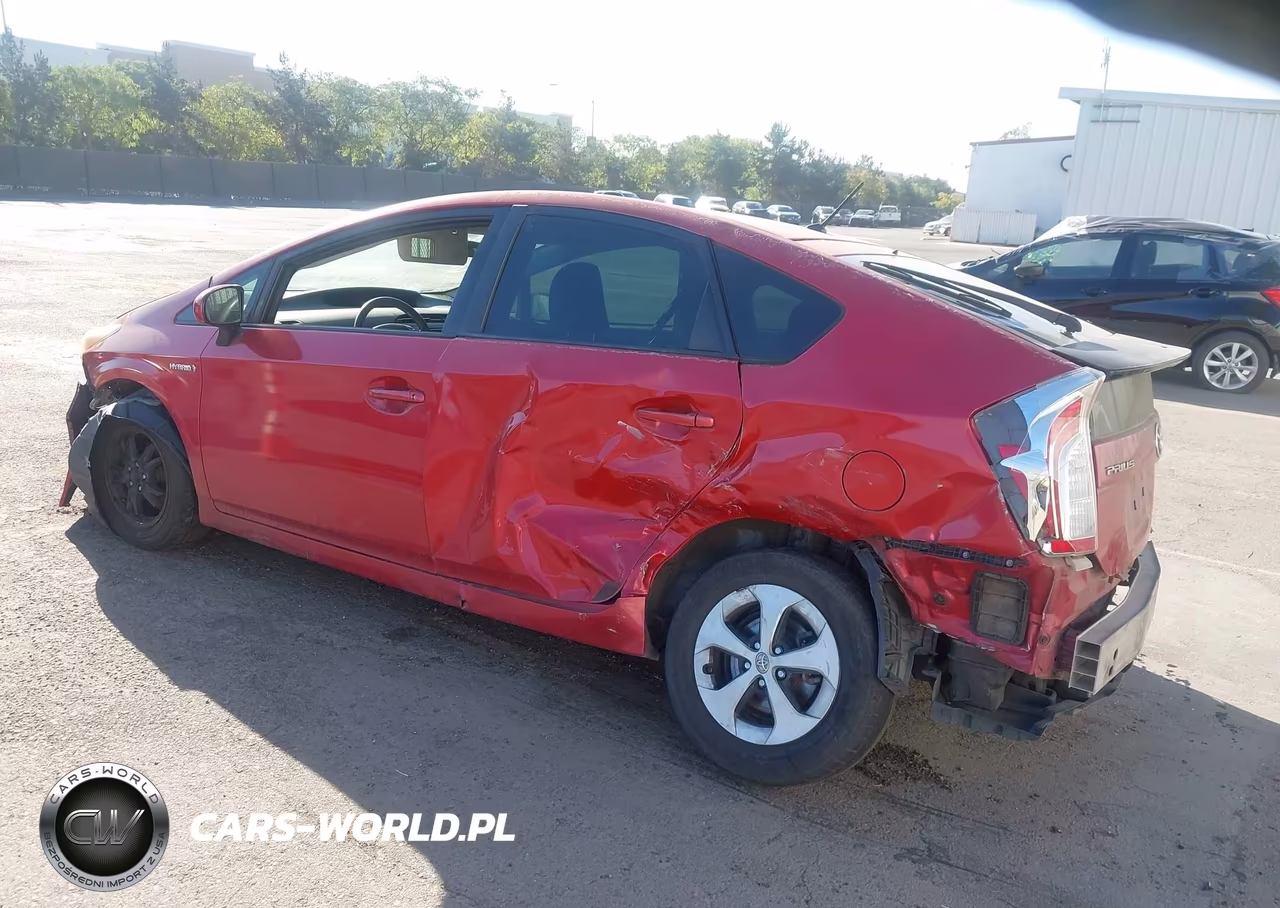 2013 Toyota Prius Two VIN:JTDKN3DU6D5540566 - 3