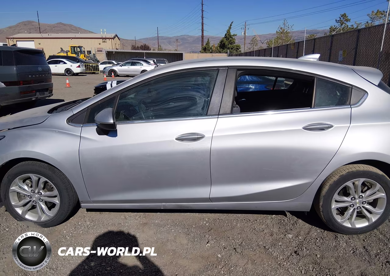 2019 Chevrolet Cruze Lt VIN:3G1BE6SM8KS531352 - 15