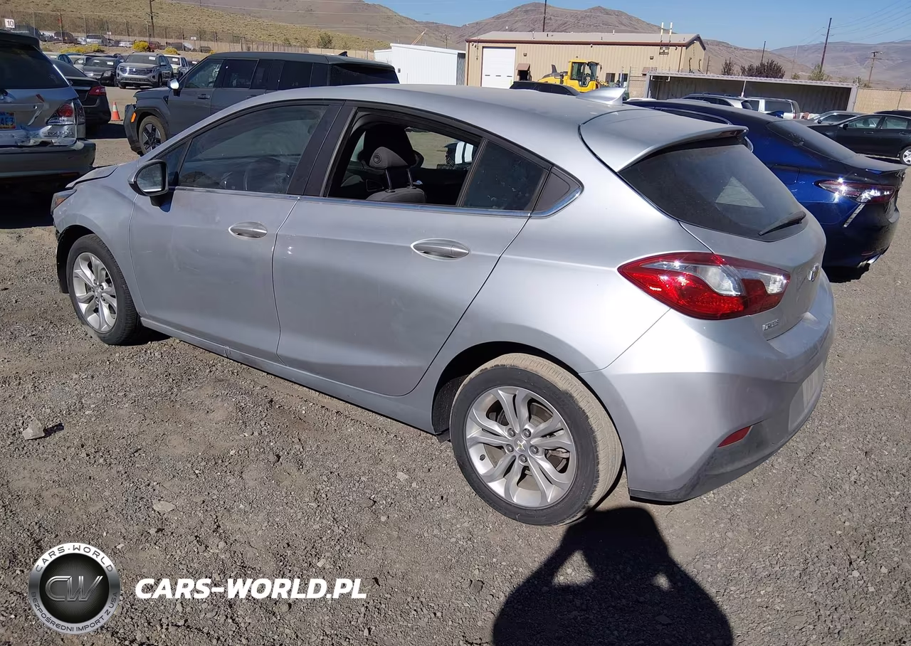 2019 Chevrolet Cruze Lt VIN:3G1BE6SM8KS531352 - 3