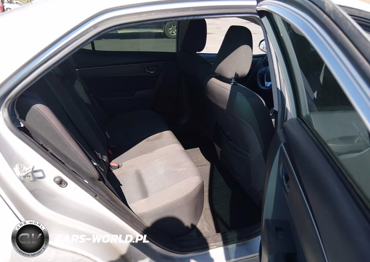 2017 Toyota Corolla Le VIN:2T1BURHE2HC858010 - 8