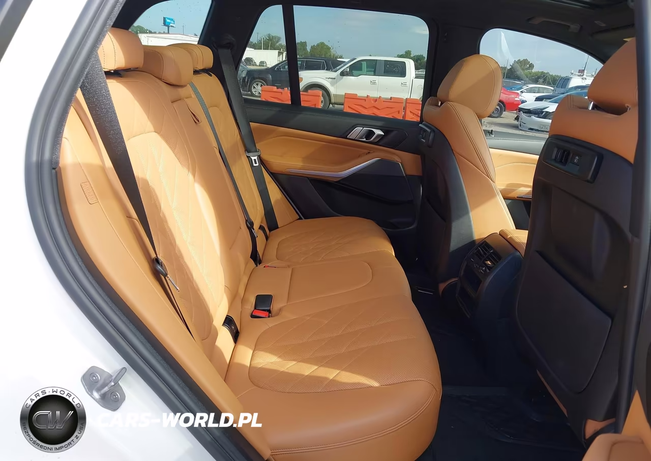 2023 BMW X5 xDrive40I VIN:5UXCR6C02P9P20244 - 8