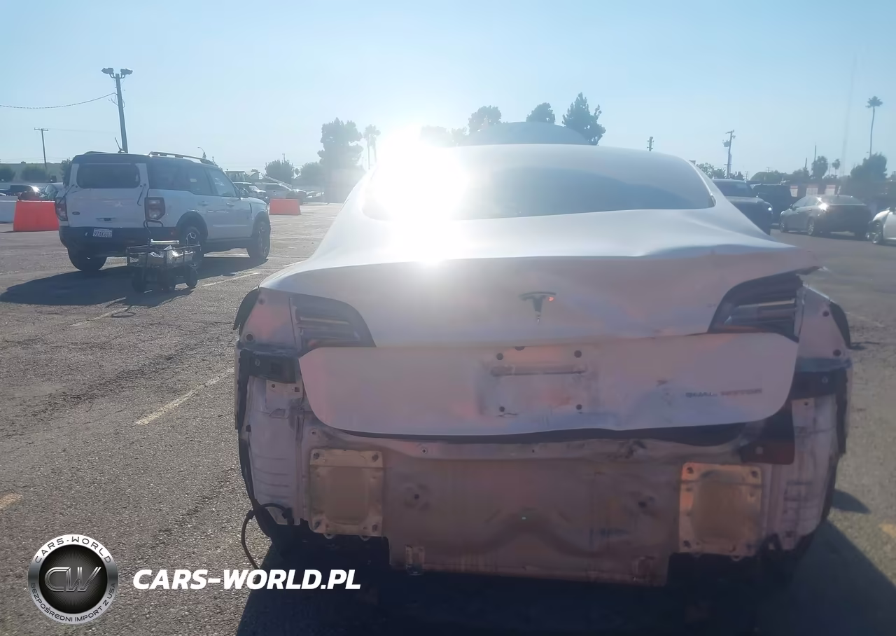 2018 Tesla Model 3 Long Range-Performance VIN:5YJ3E1EB1JF112193 - 6