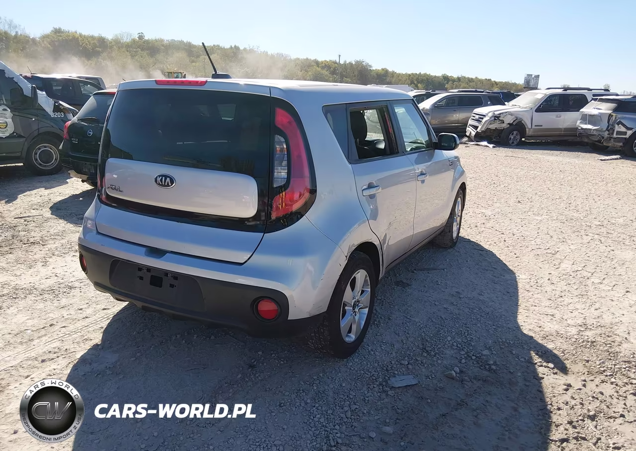 2017 Kia Soul VIN:KNDJN2A2XH7476387 - 4