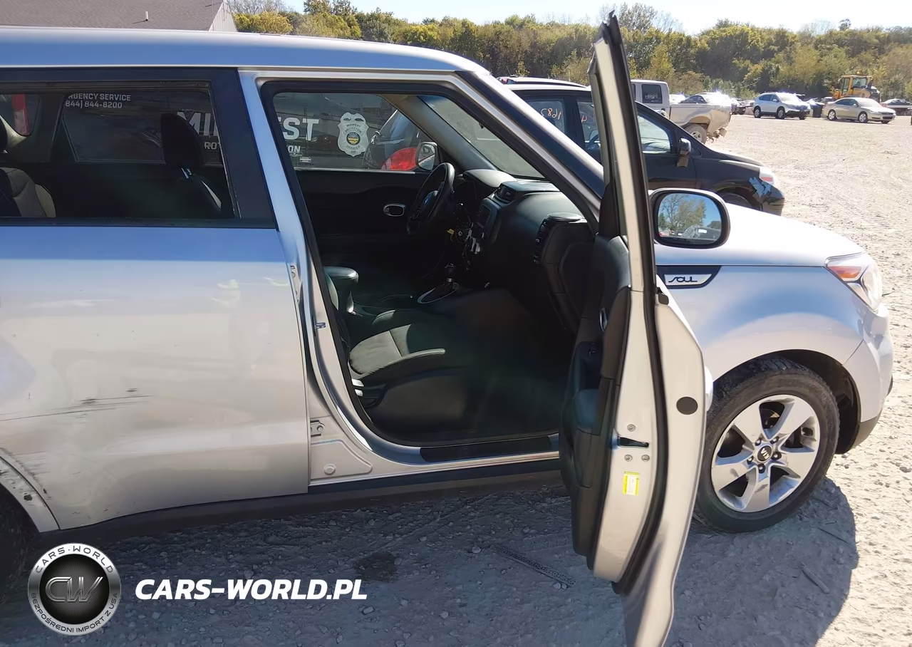 2017 Kia Soul VIN:KNDJN2A2XH7476387 - 5