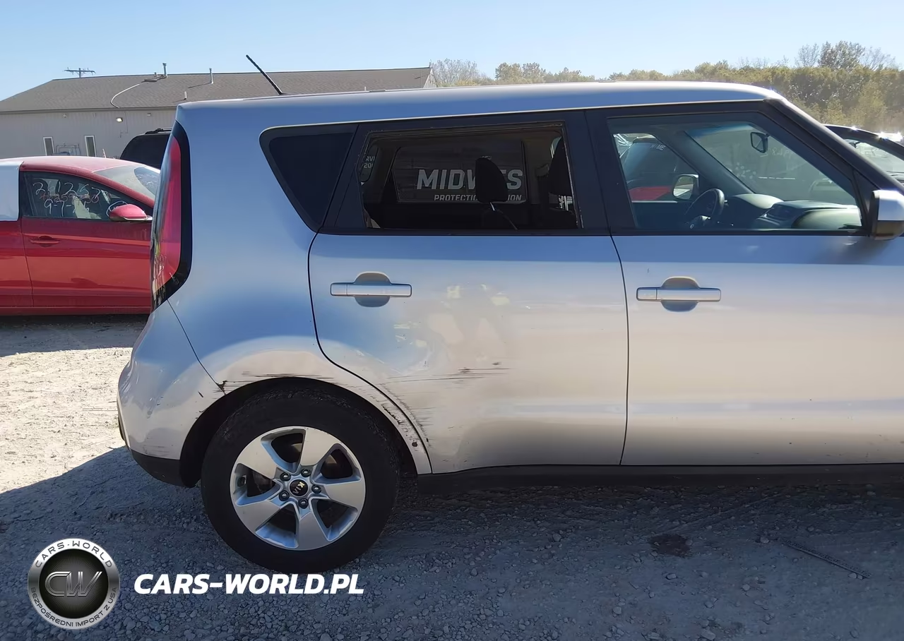 2017 Kia Soul VIN:KNDJN2A2XH7476387 - 6