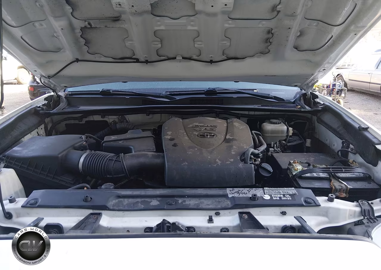 2016 Toyota Tacoma Trd Off Road VIN:5TFCZ5AN4GX014981 - 10