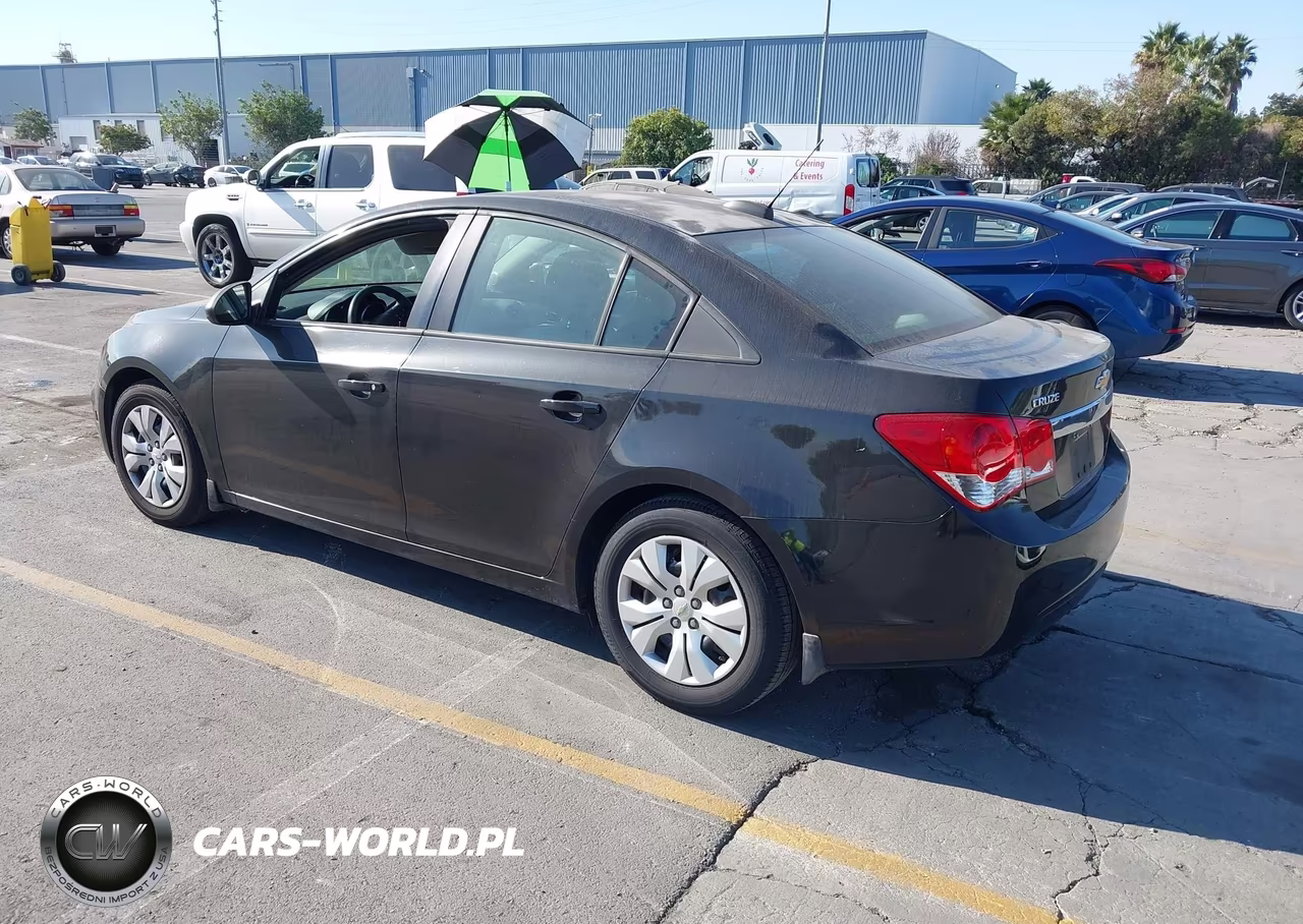 2015 Chevrolet Cruze Ls Manual VIN:1G1PB5SG0F7156872 - 3