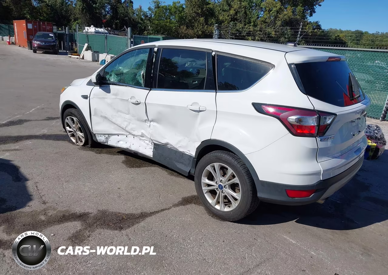 2017 Ford Escape Se VIN:1FMCU9G95HUA76579 - 3