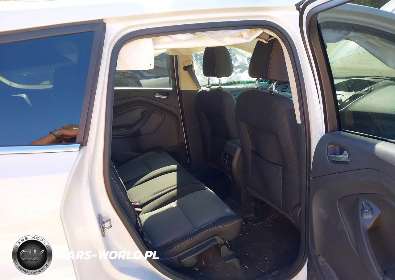 2017 Ford Escape Se VIN:1FMCU9G95HUA76579 - 8