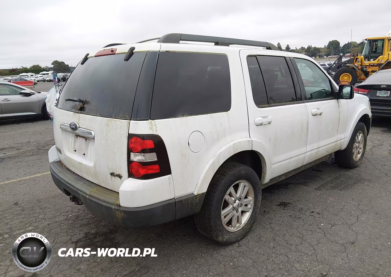 2010 Ford Explorer Xlt VIN:1FMEU7DEXAUA64397 - 4