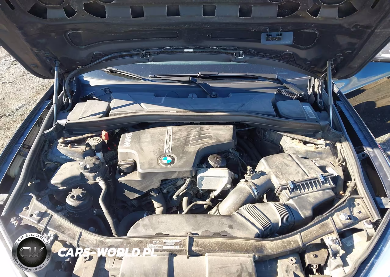 2014 BMW X1 xDrive28I VIN:WBAVL1C50EVY21231 - 10